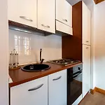 Attic Historic Building With Air Conditioning Apartamento