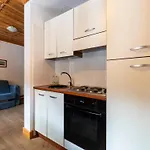 Апартаменты Attic Historic Building With Air Conditioning Черезоле-Реале