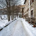 Апартаменты Attic Historic Building With Air Conditioning *