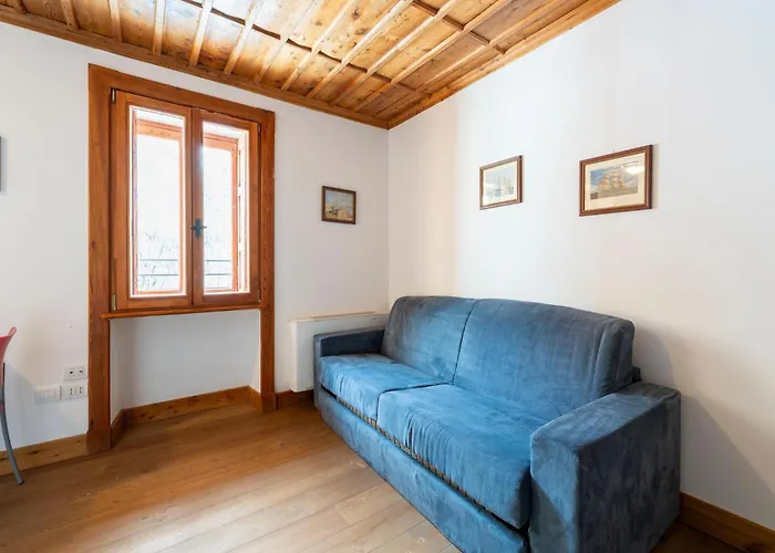 Apartamento Attic Historic Building With Air Conditioning Ceresole Reale