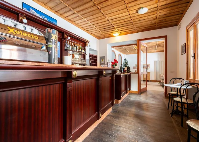 Attic Historic Building With Air Conditioning Apartamento Ceresole Reale